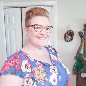 Meet your Posher, Lacy